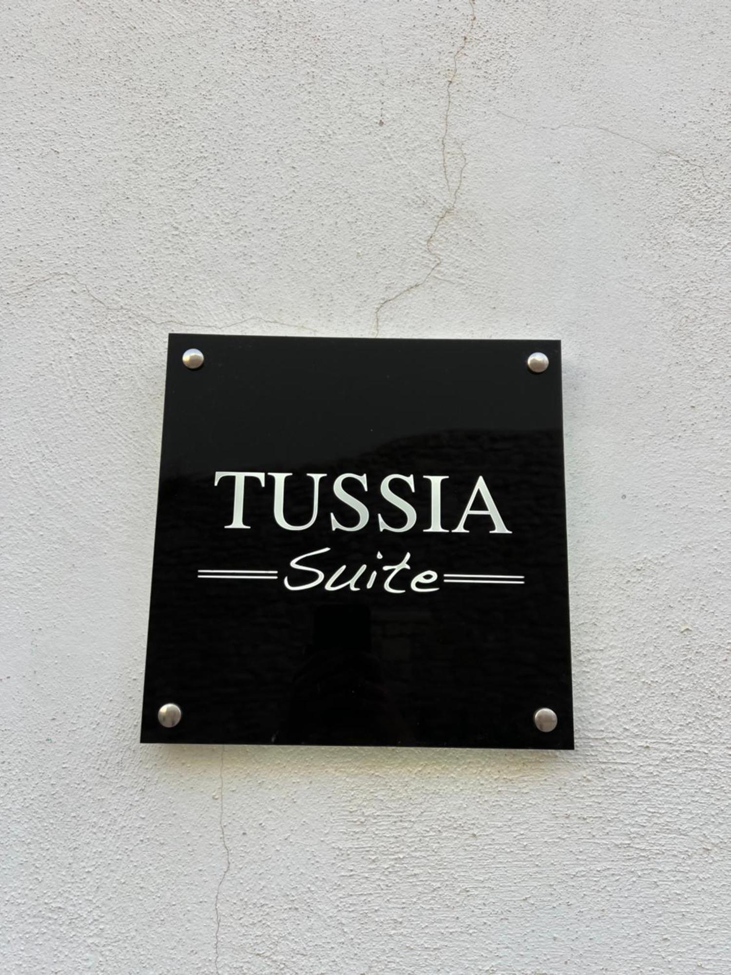 Tussia Apartamento Brindisi Exterior foto
